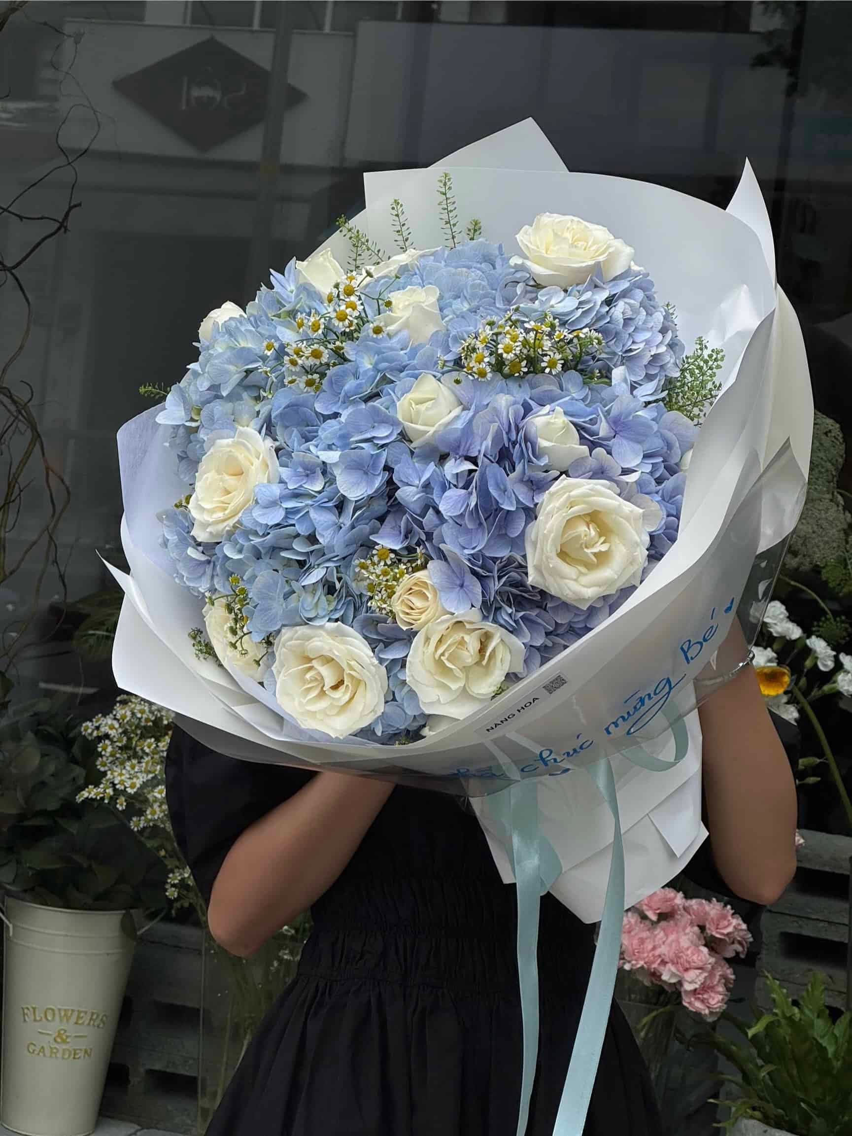 Hoa tú cầu tươi mẫu 04