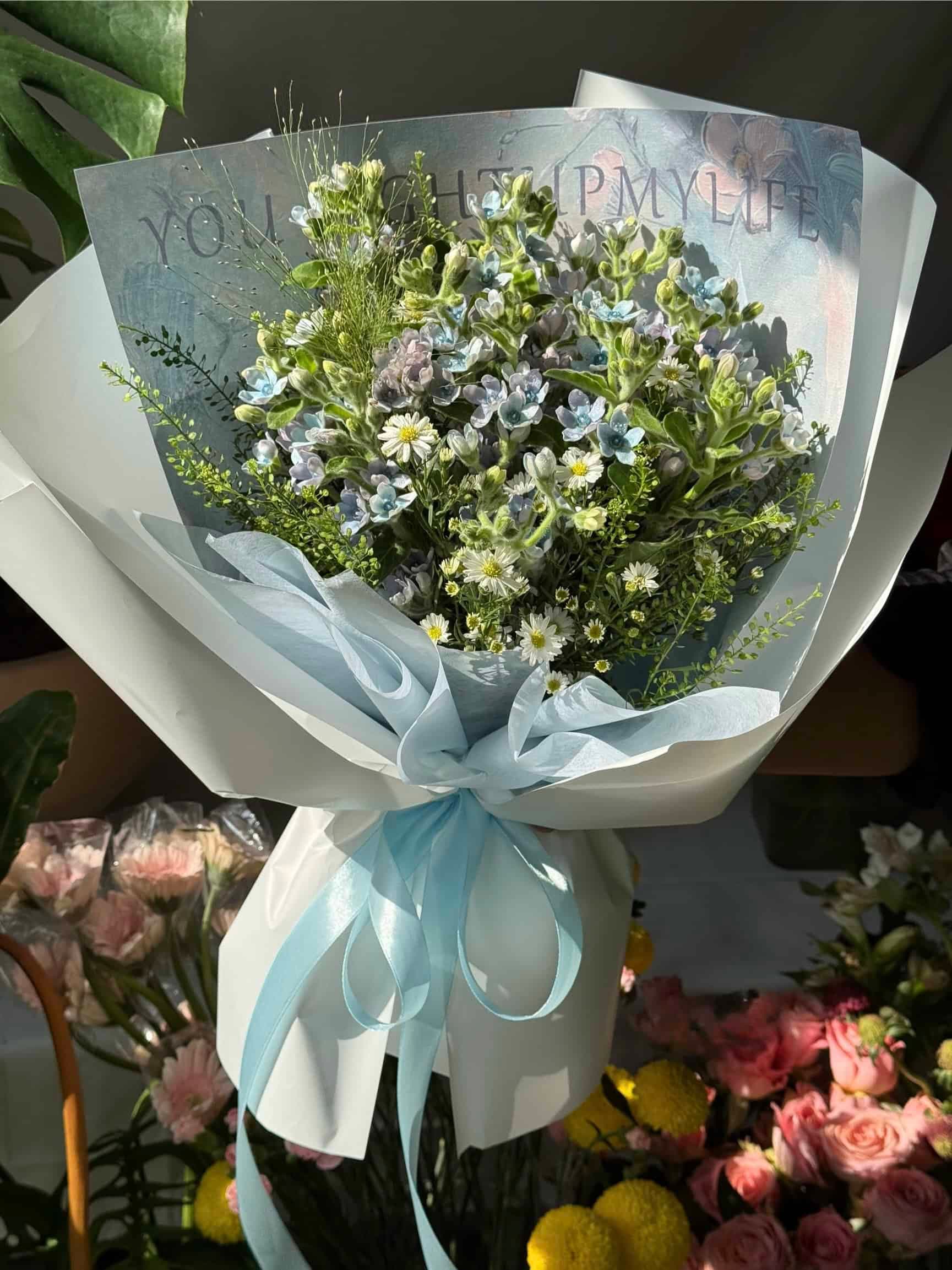 Hoa lan tím tươi mẫu 04