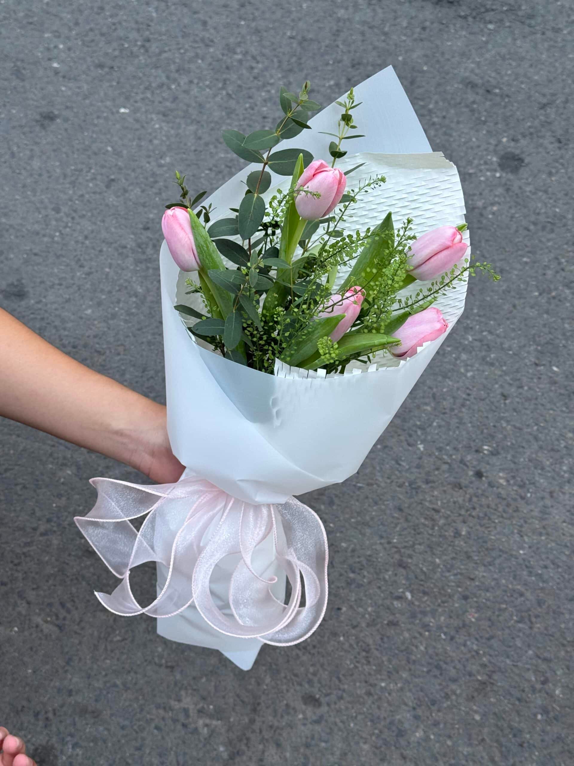 Hoa tulip tươi mẫu 23