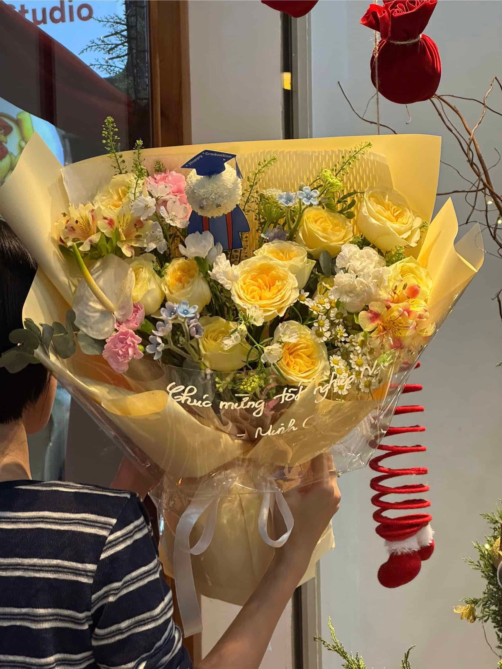 Hoa tốt nghiệp mẫu 09